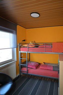 Etagenbett für Kinder und Erwachsene